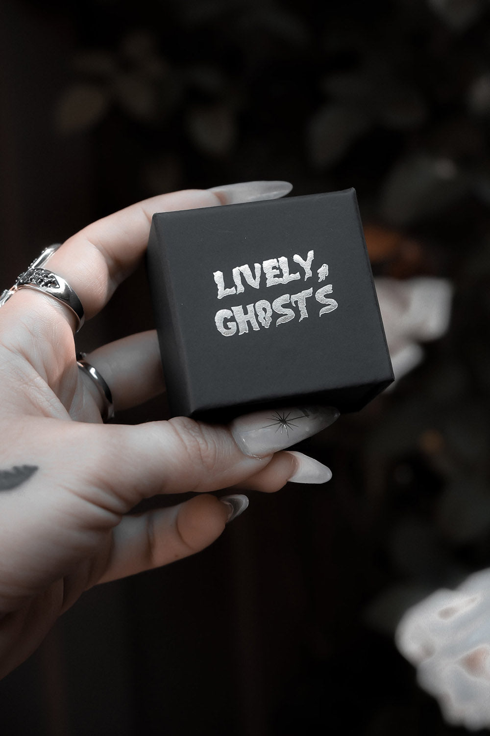 Basilica Noir Ring