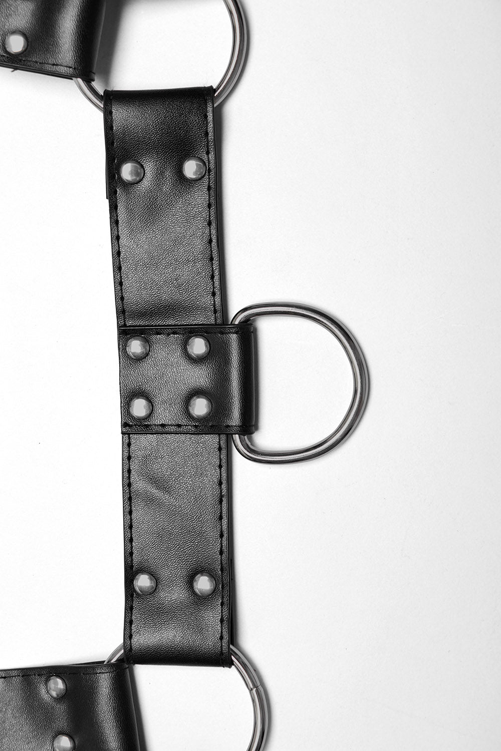 Black Oath O-Ring Chest Harness