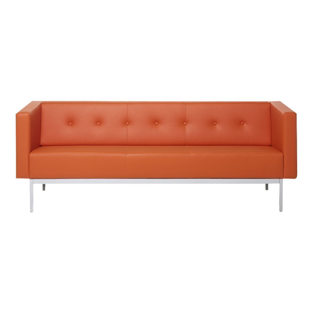 070 Sofa w/ Arms