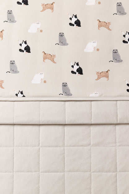 Baby Blanket in Fluffy Cat