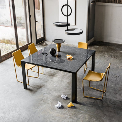 Apelle S M CU Side Chair