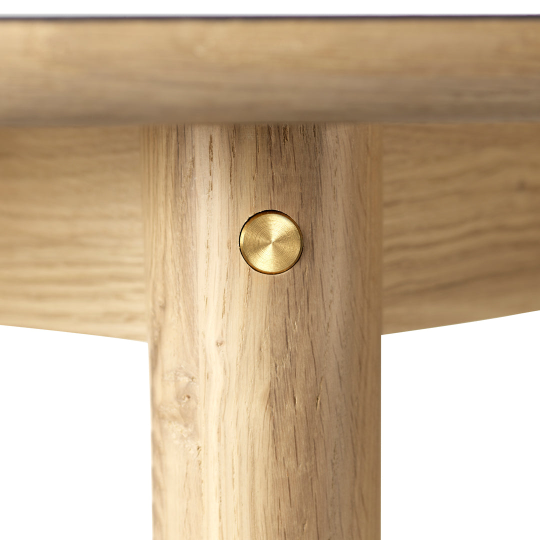 C62 Bjork Round Dining Table