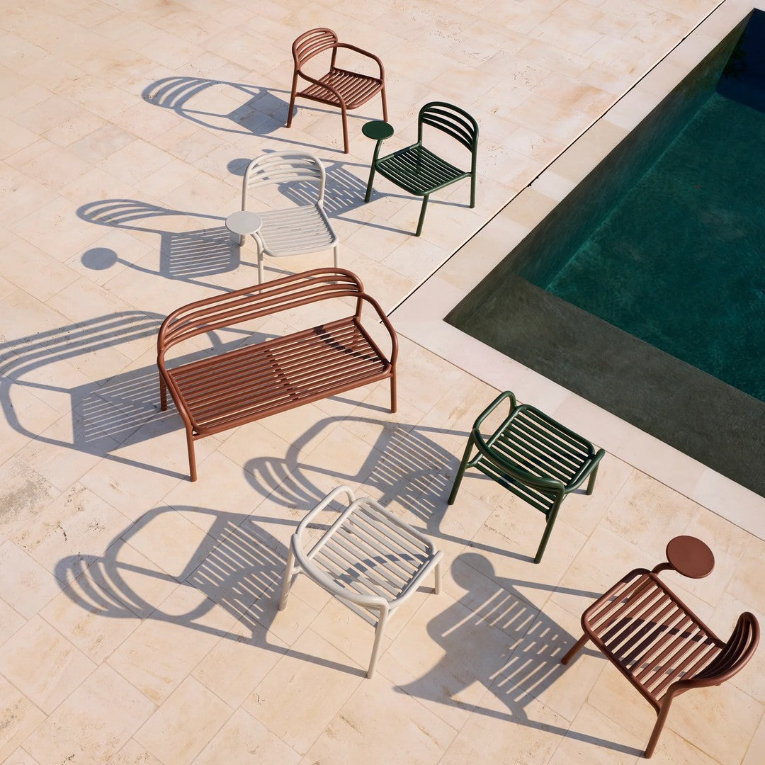 Bliss Lounge Chair w/ Side Table