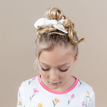 Scrunchie in Cloud