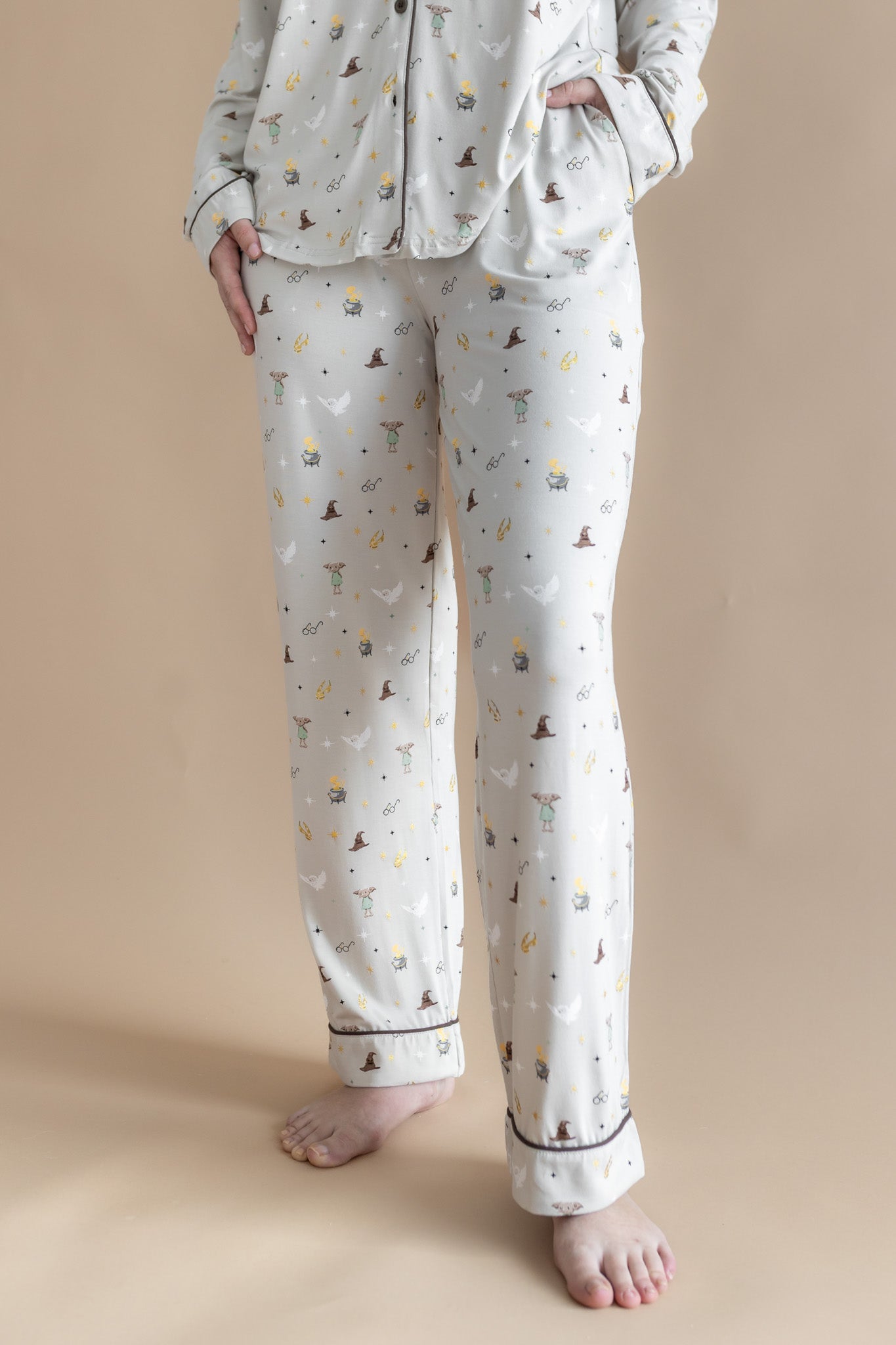 Long-Sleeved Women's Pajama Set in Starry Icon