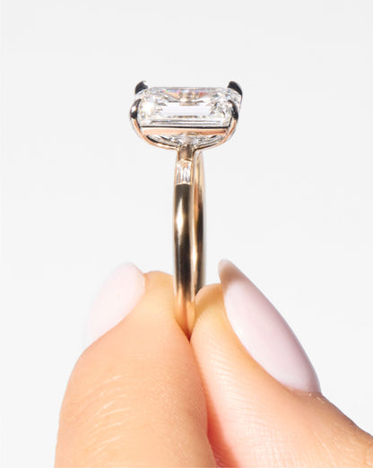 3.13 Emerald Lab Diamond in Cloud Inlay Baguette