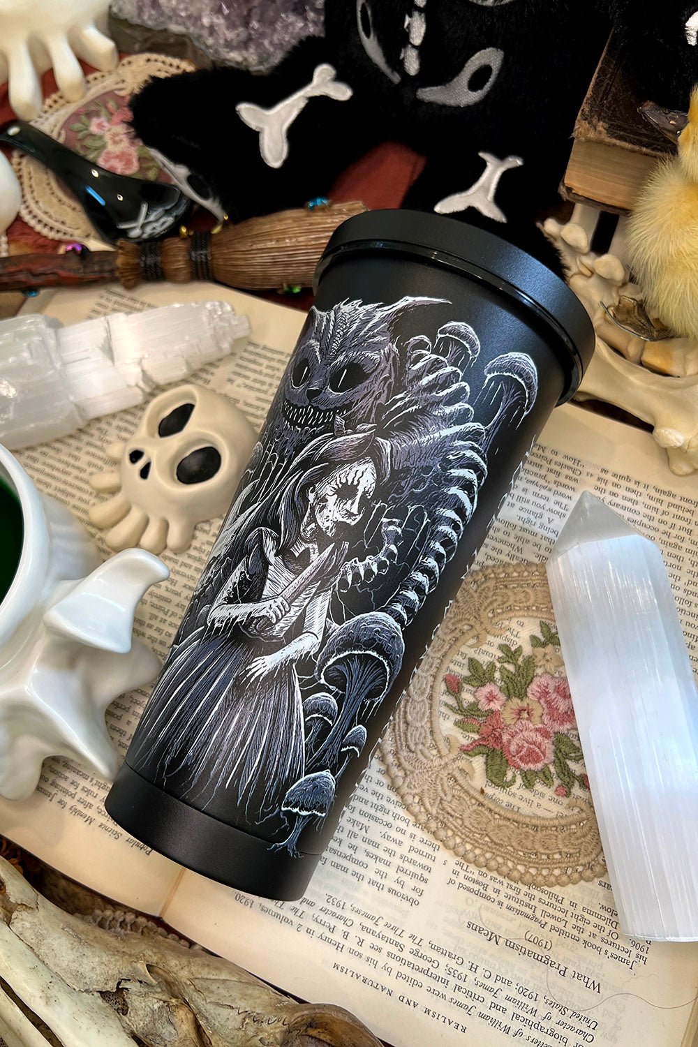 Alice in Wonderland Cold Brew Tumbler with Straw