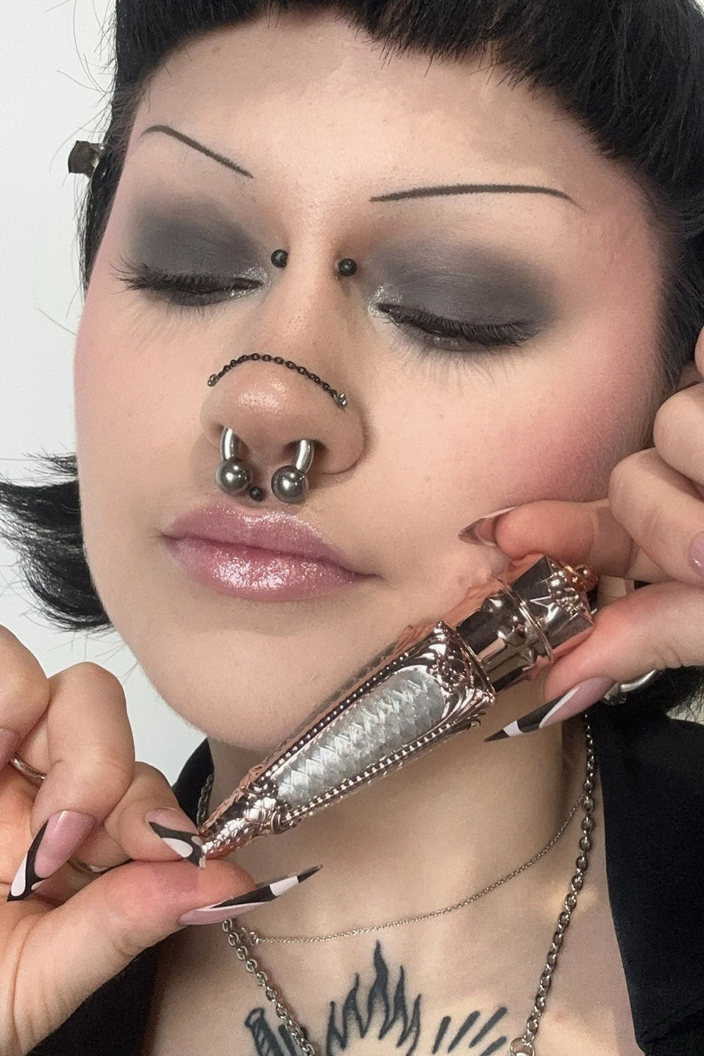 Aurora Crystal Clear Liquid Sparkle Gloss