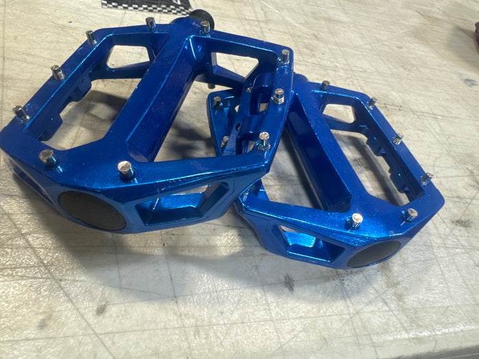 Black ops 9/16 blue pedals