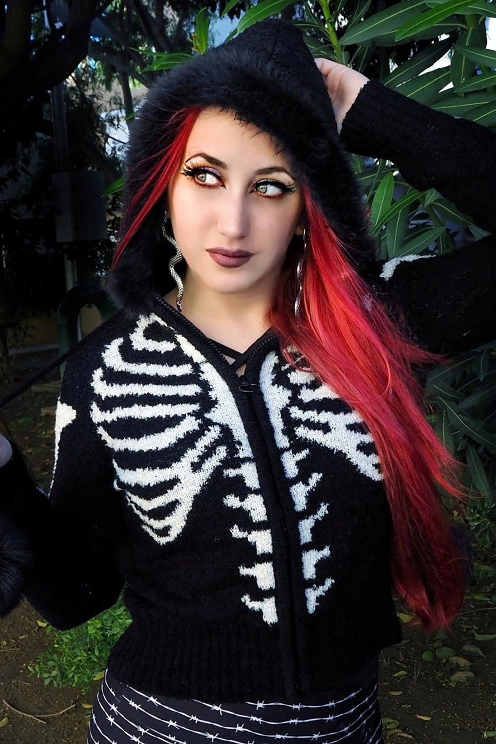 Bony Rib Cage Skeleton Fur Zip Sweater [BLACK/WHITE]