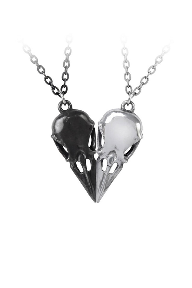 Coeur Crane Pendant