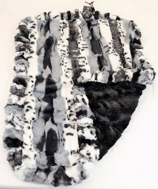 Baylee Nasco - Exotic Fur Black & Black Mink Travel Bed/Blanket