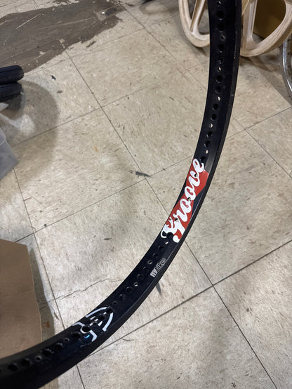 Fly bikes lunar rim 20”