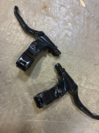 oem brake levers pair new?