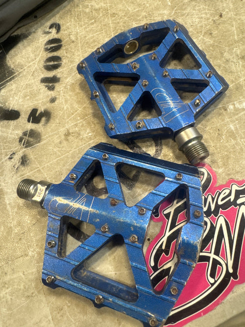 Vp mini pedals blue